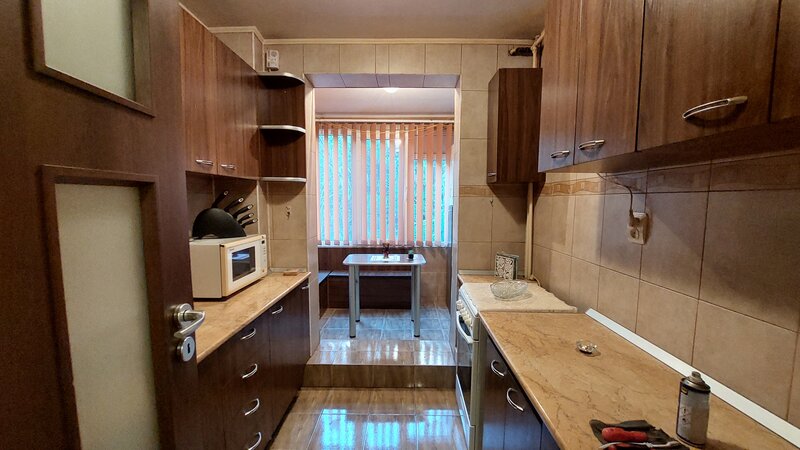 Titan, metrou Grigorescu, et. 1/8, cu centrala, renovat, mobilat si utilat